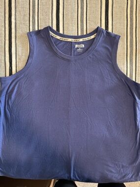 Duluth Trading Co Women's Blue Sleeveless Tank Top